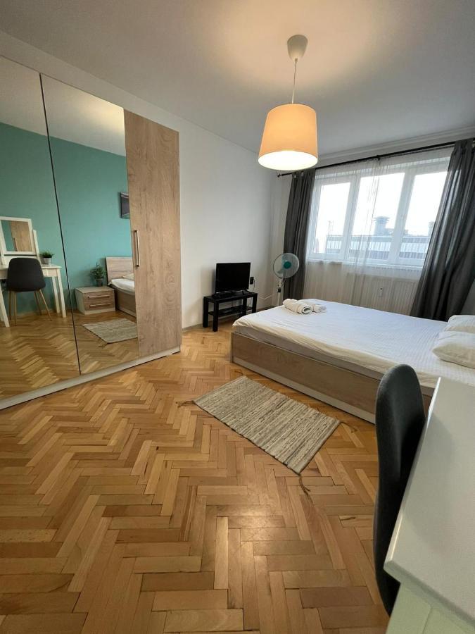 Al Malina 3Bdr Family Apt With Parking Space Near Airport And Iec Софія Екстер'єр фото
