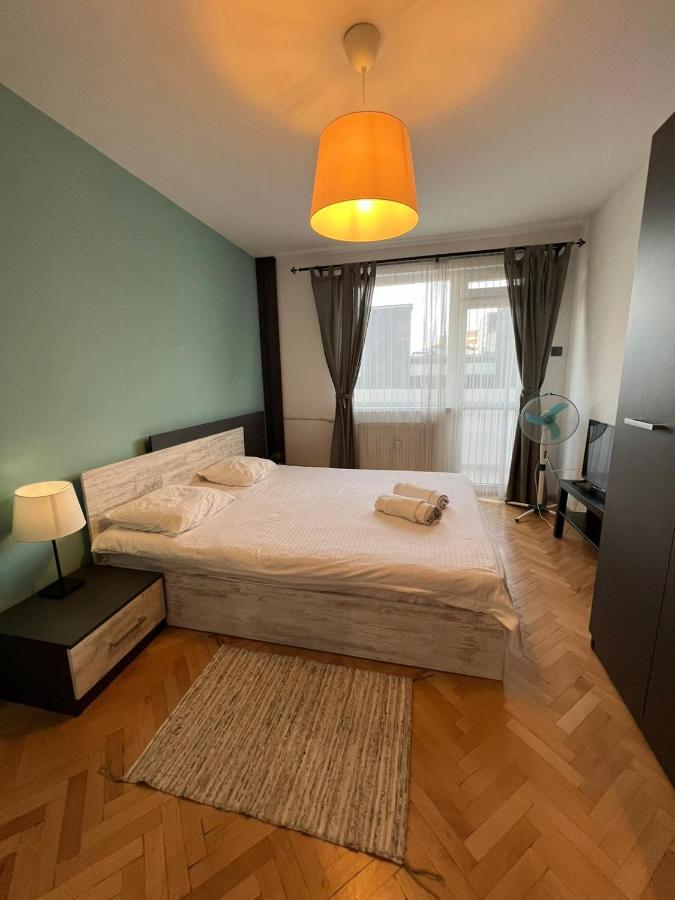Al Malina 3Bdr Family Apt With Parking Space Near Airport And Iec Софія Екстер'єр фото