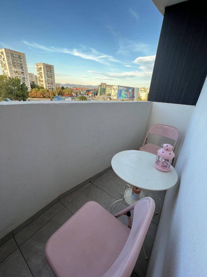 Al Malina 3Bdr Family Apt With Parking Space Near Airport And Iec Софія Екстер'єр фото